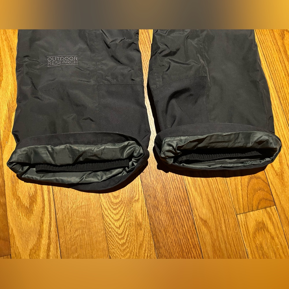 Outdoor Research LIKE NEW Recco style snow pants with Pertex Sheild small - Picture 8 of 8